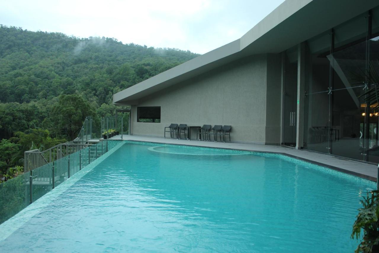 Niraamaya Retreats Samroha Athirappilly Bagian luar foto