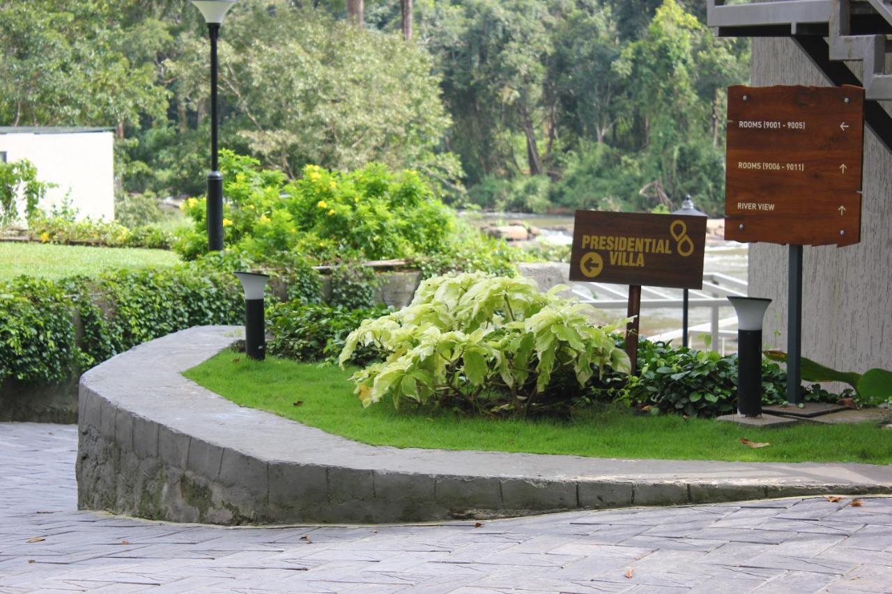 Niraamaya Retreats Samroha Athirappilly Bagian luar foto