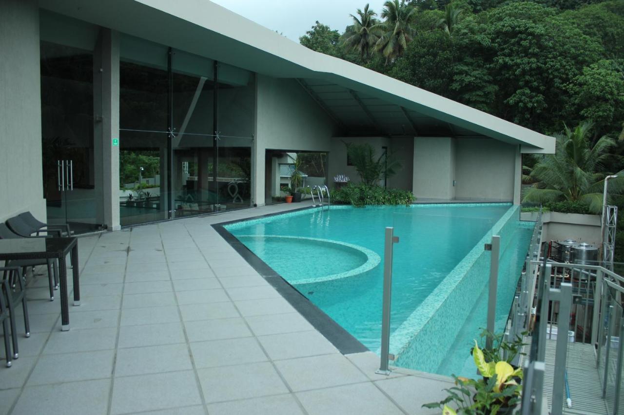 Niraamaya Retreats Samroha Athirappilly Bagian luar foto